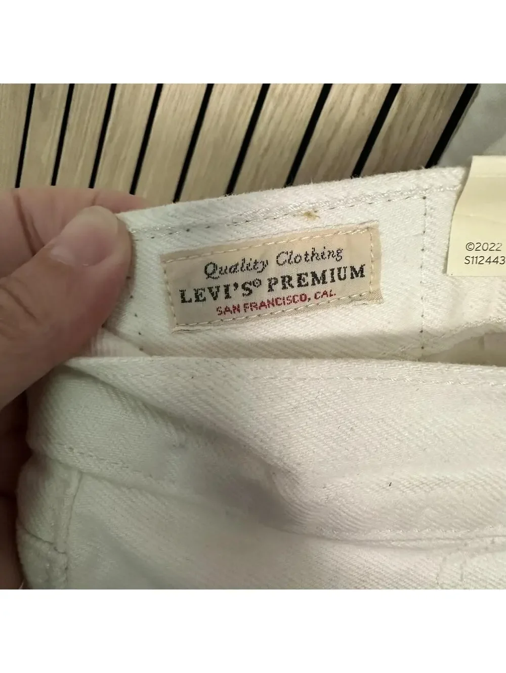 076‎ Levi's Premium 501 Distressed Denim Shorts (Size 32, White, NWT)